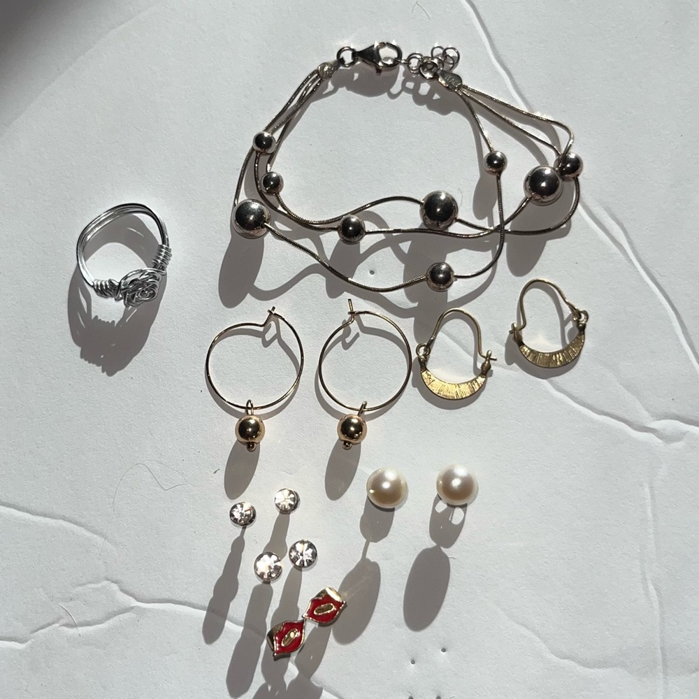 Jewelry, Bracelet, Ring, Earrings